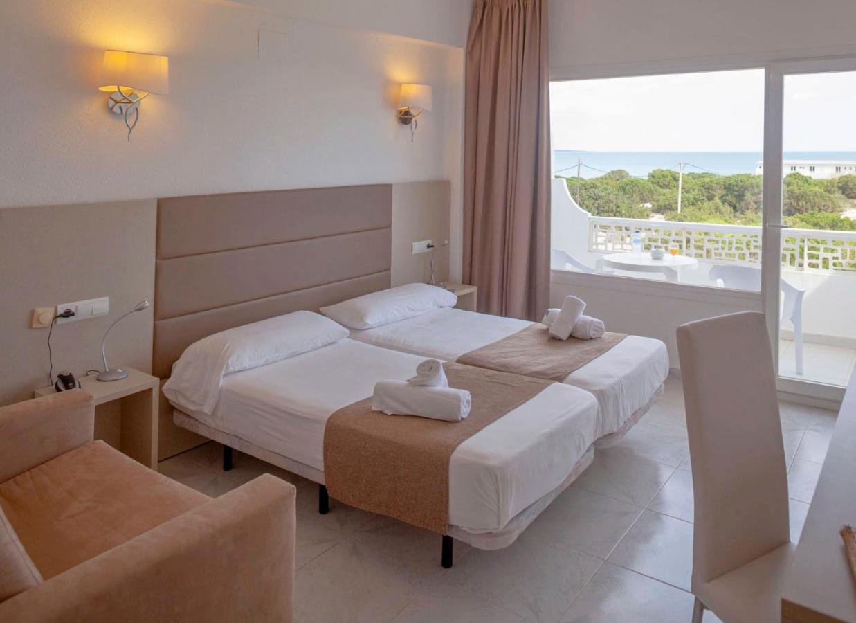 Roquetes Rooms - Formentera Break Es Pujols Exterior photo
